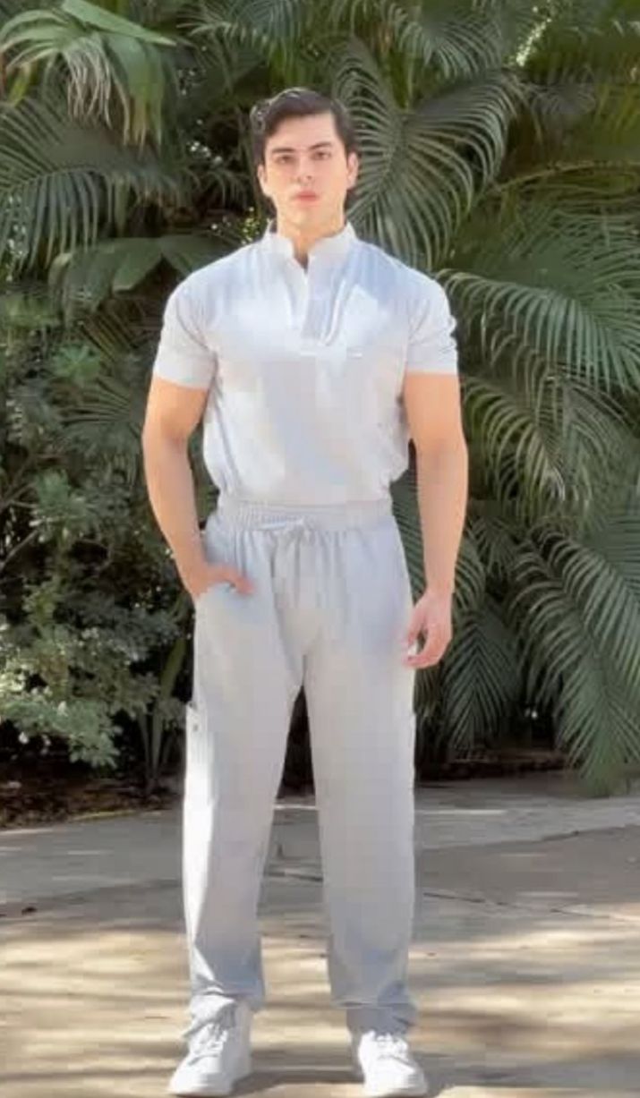 Mao gris plata